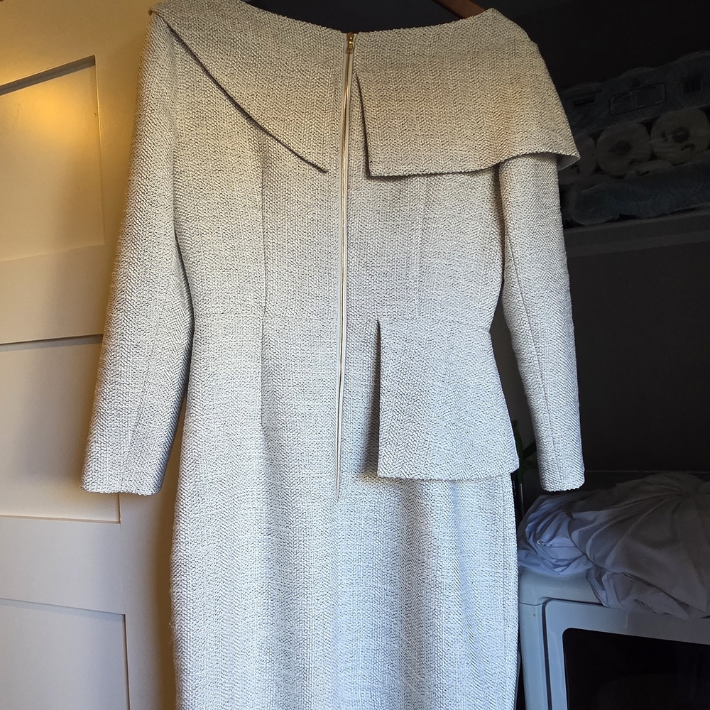 Elegant Cream Women's Dress - Picture 5 of 12